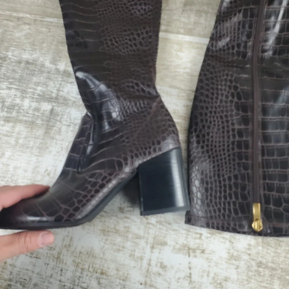 Franco Sarto Talfer Womens Knee-High Boots Sz 7‎ M Brown Croc Print Side Zipper